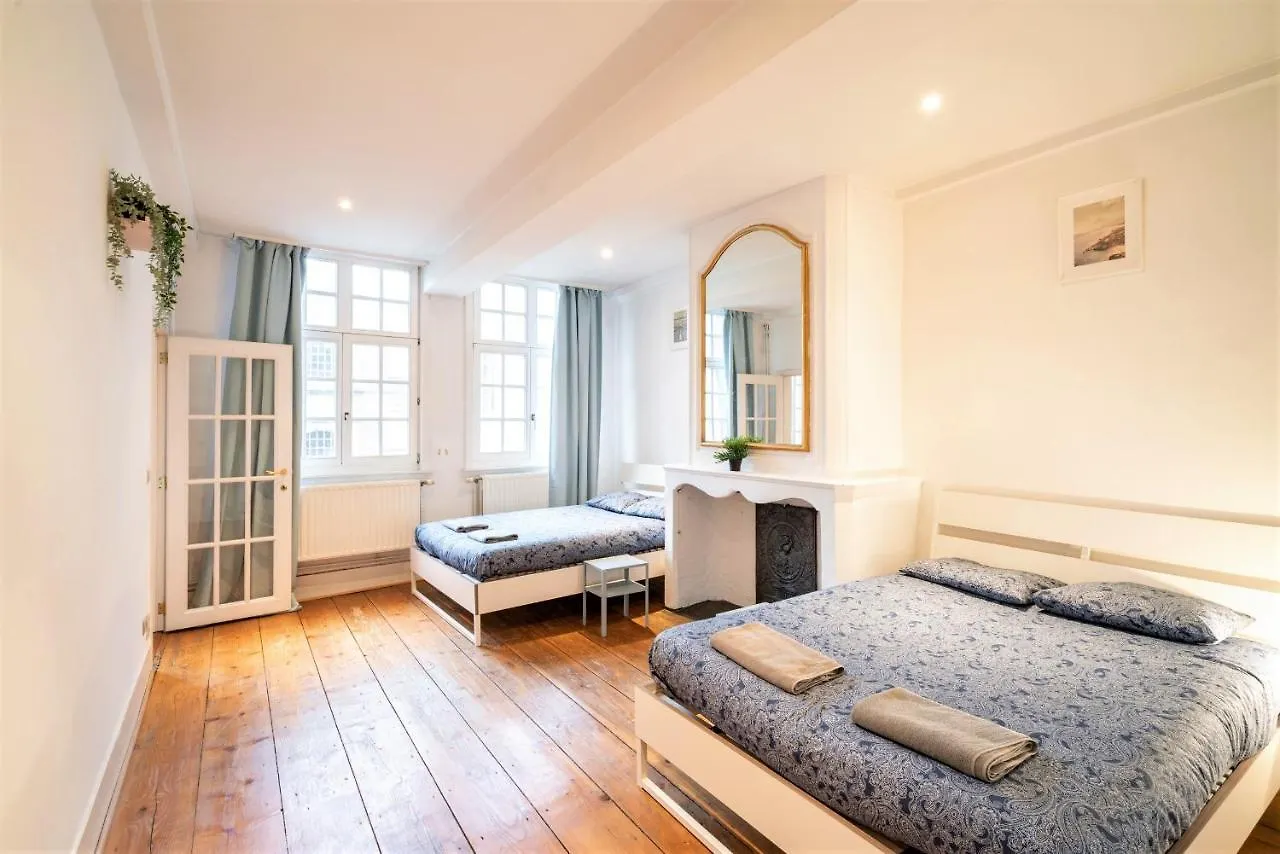 The Capital Street Lodge Antwerpen Belgien